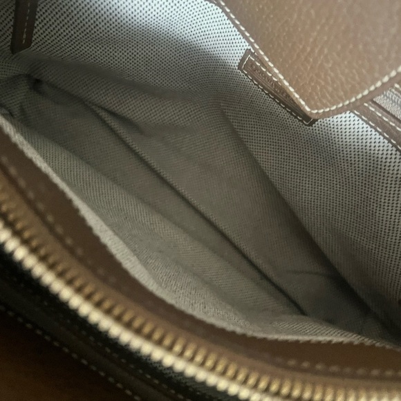 Dooney & Bourke Tan Shoulder Bag with Monogram Design - Picture 6 of 6